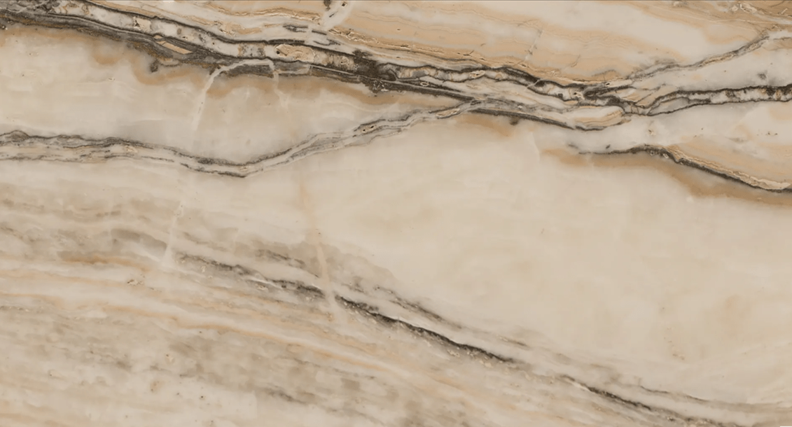 White KarmaniaTraonyx